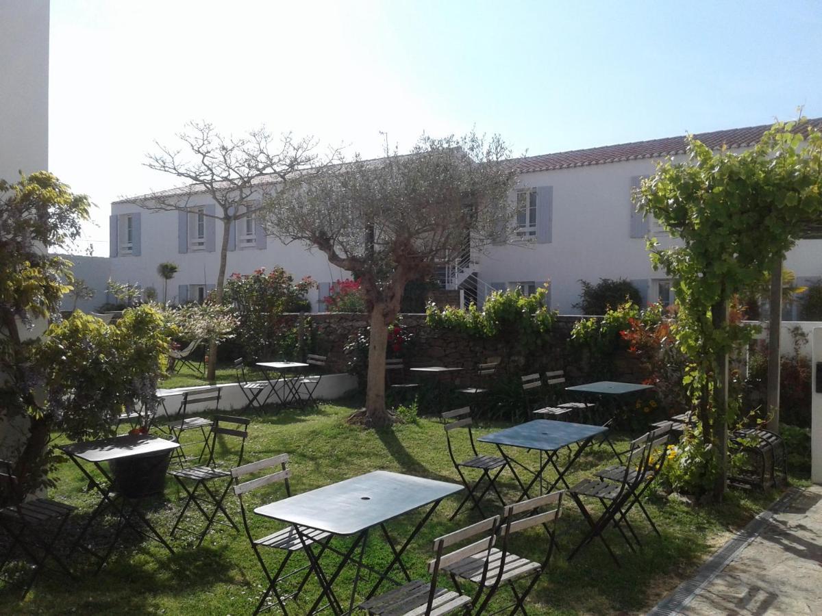 Hotel L'Escale A L'Ile D'Yeu Exteriör bild